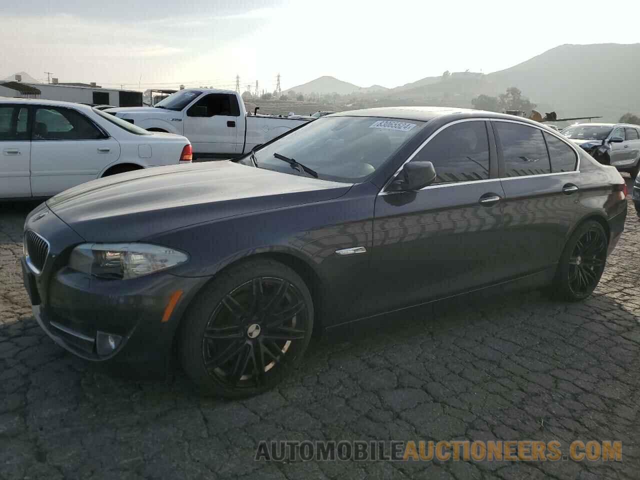 WBAXG5C5XDD233703 BMW 5 SERIES 2013