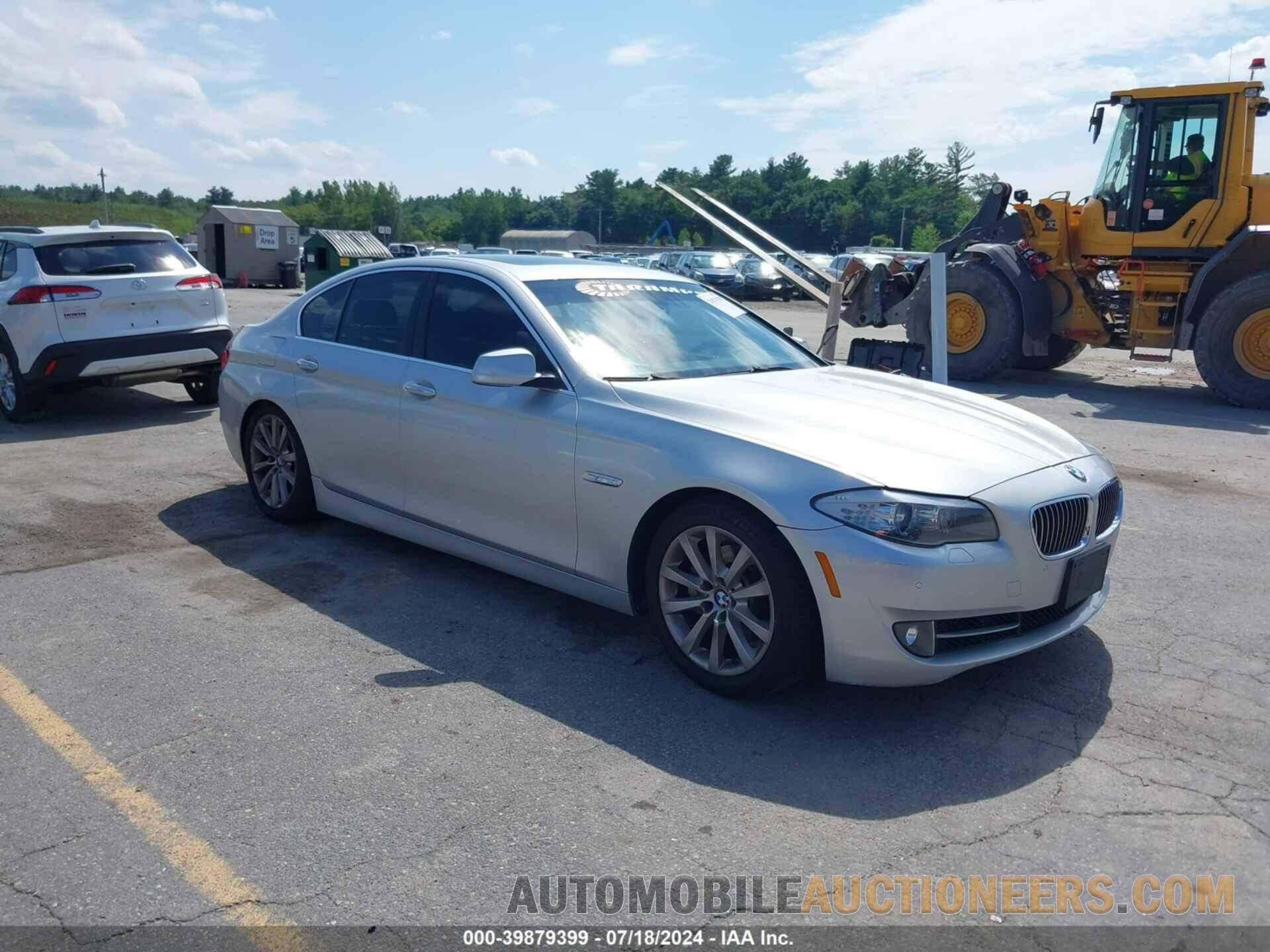 WBAXH5C52DD108983 BMW 528I 2013