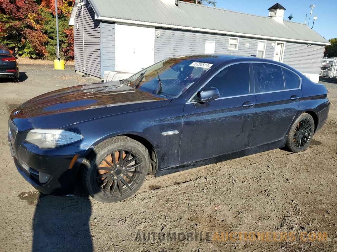 WBAXH5C55DD107651 BMW 5 SERIES 2013