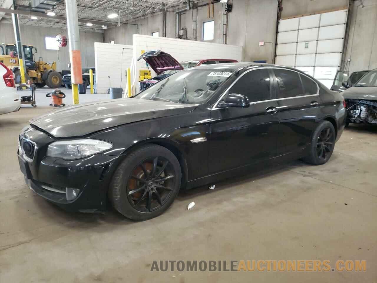 WBAXH5C55DD112106 BMW 5 SERIES 2013