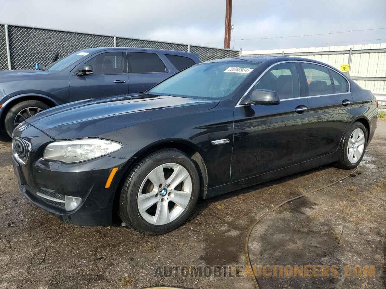 WBAXH5C56DDW12999 BMW 5 SERIES 2013