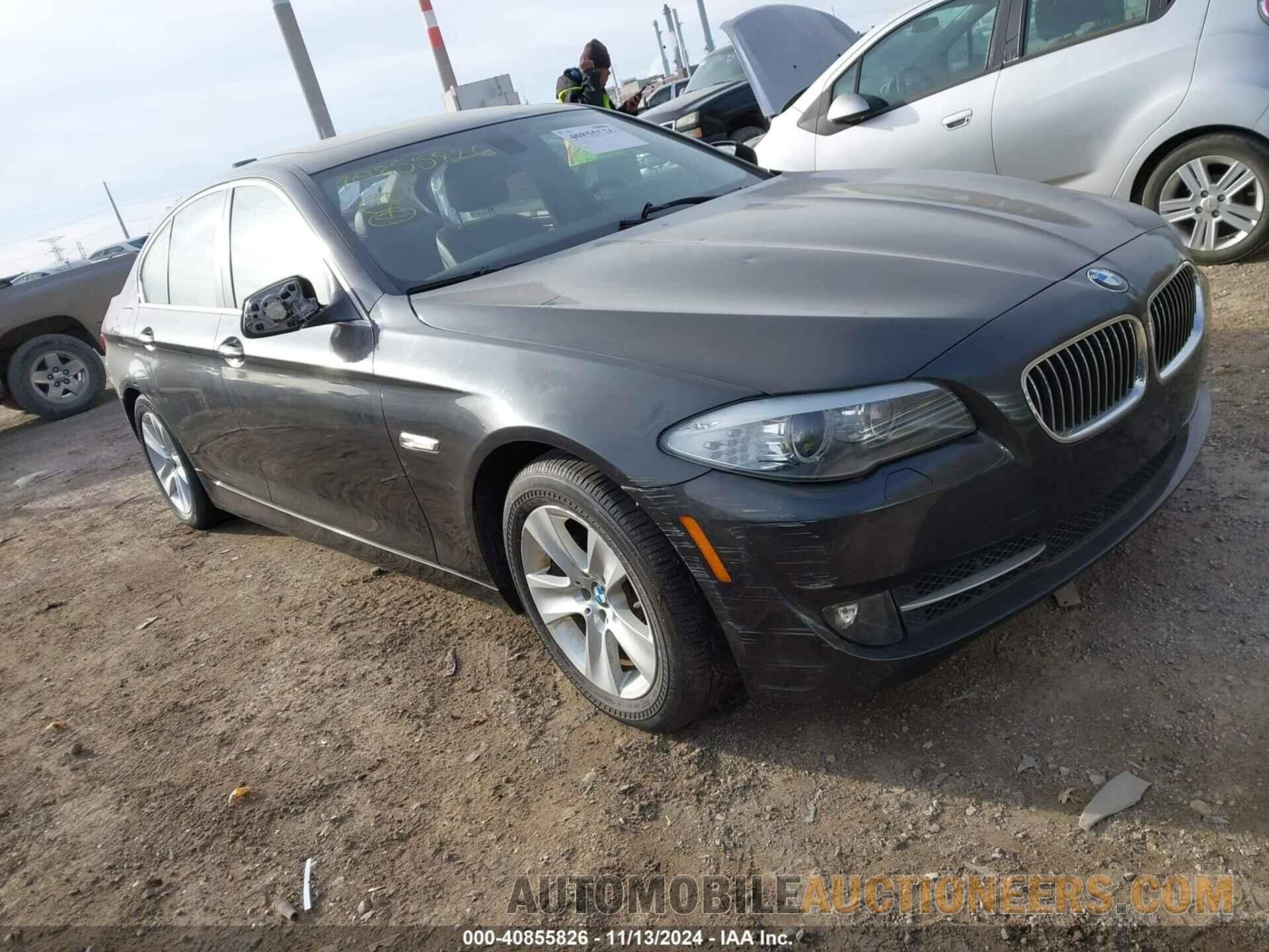 WBAXH5C56DDW13053 BMW 528I 2013