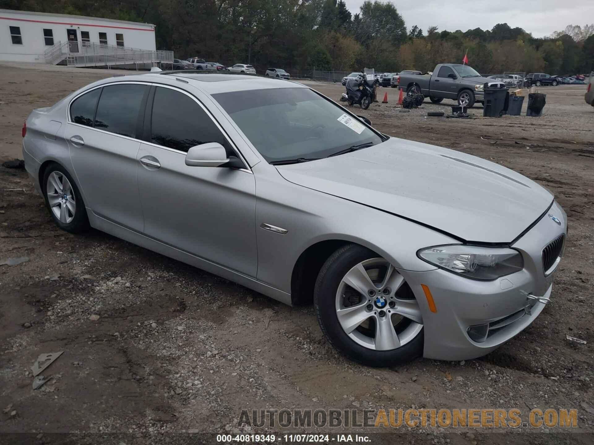 WBAXH5C58DD108566 BMW 528I 2013