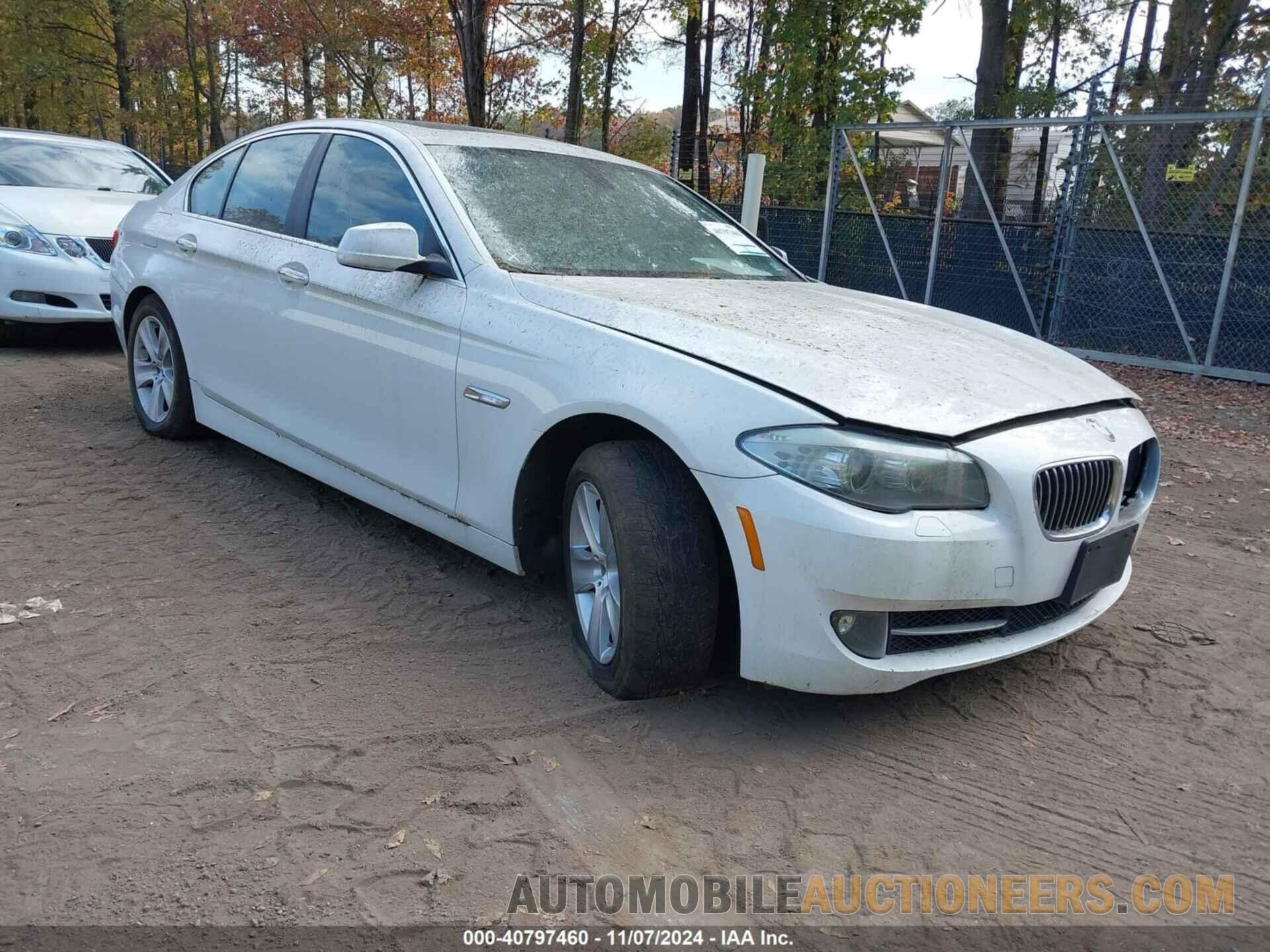 WBAXH5C58DD112570 BMW 528I 2013