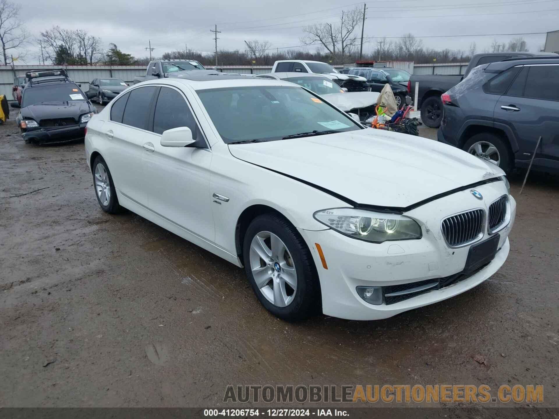 WBAXH5C59CDW03759 BMW 528I 2012