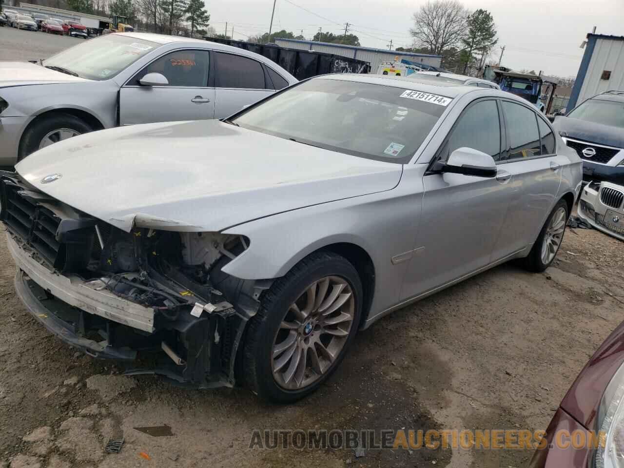 WBAYA6C51FD826803 BMW 7 SERIES 2015