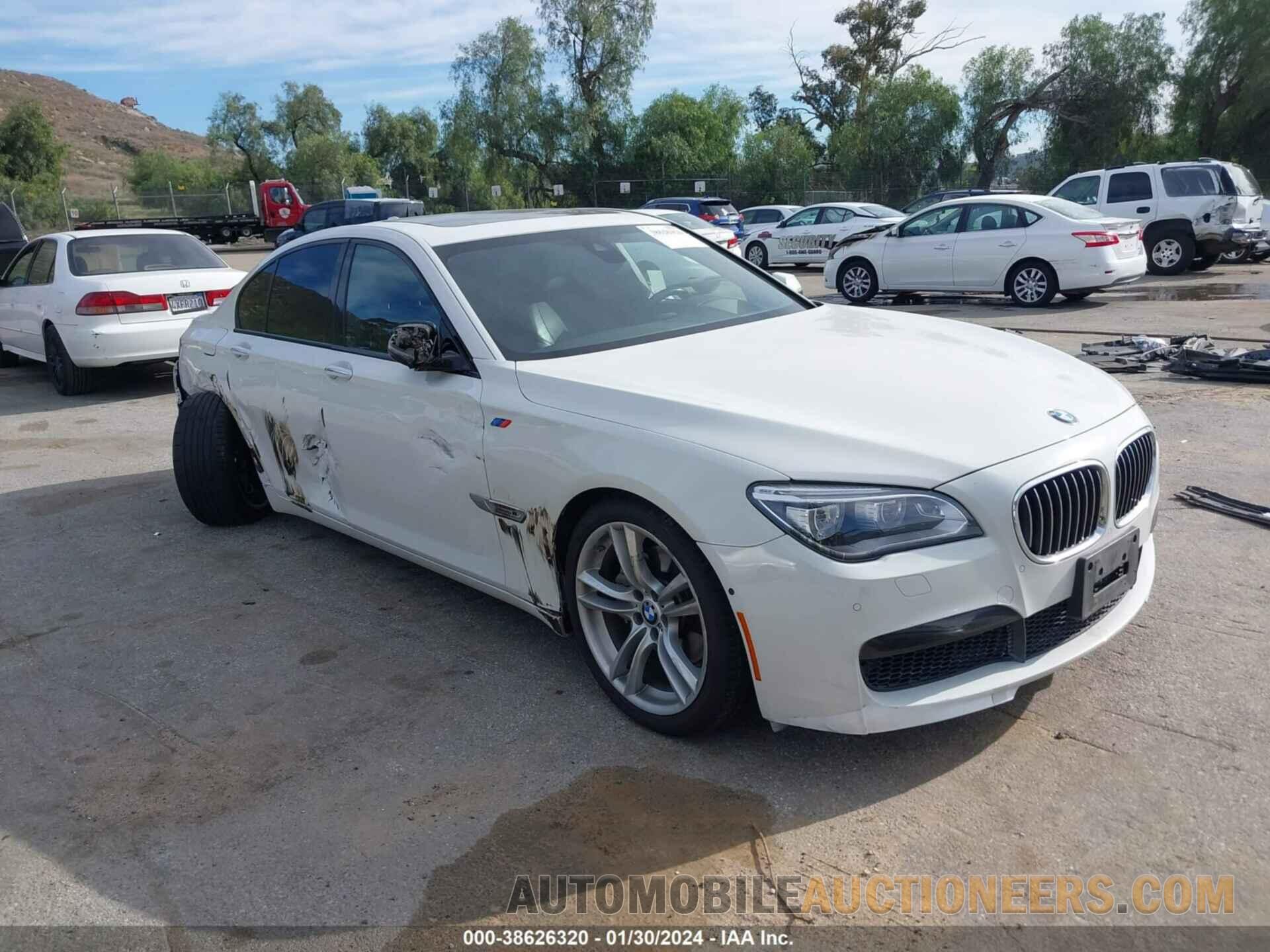 WBAYA6C55FD826769 BMW 740I 2015