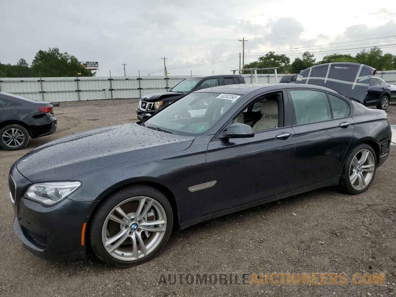 WBAYA8C55FD825777 BMW 7 SERIES 2015