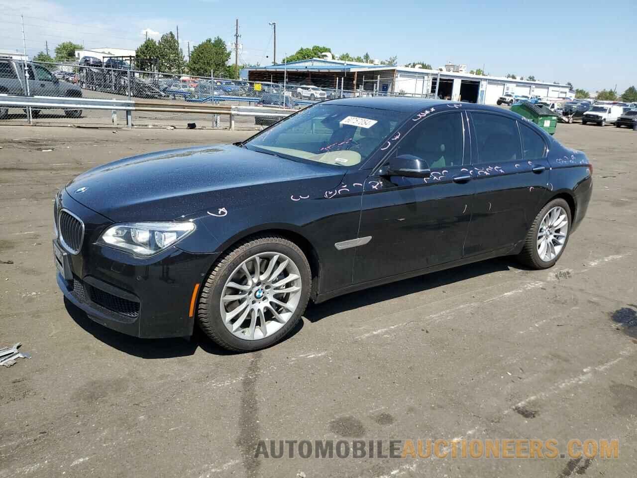 WBAYB6C55FD225231 BMW 7 SERIES 2015