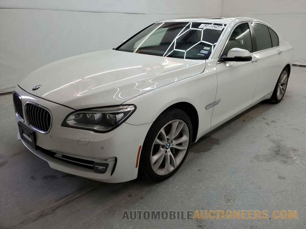 WBAYB6C55FD225245 BMW 7 SERIES 2015