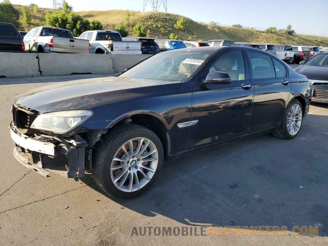 WBAYB6C56FD965743 BMW 7 SERIES 2015