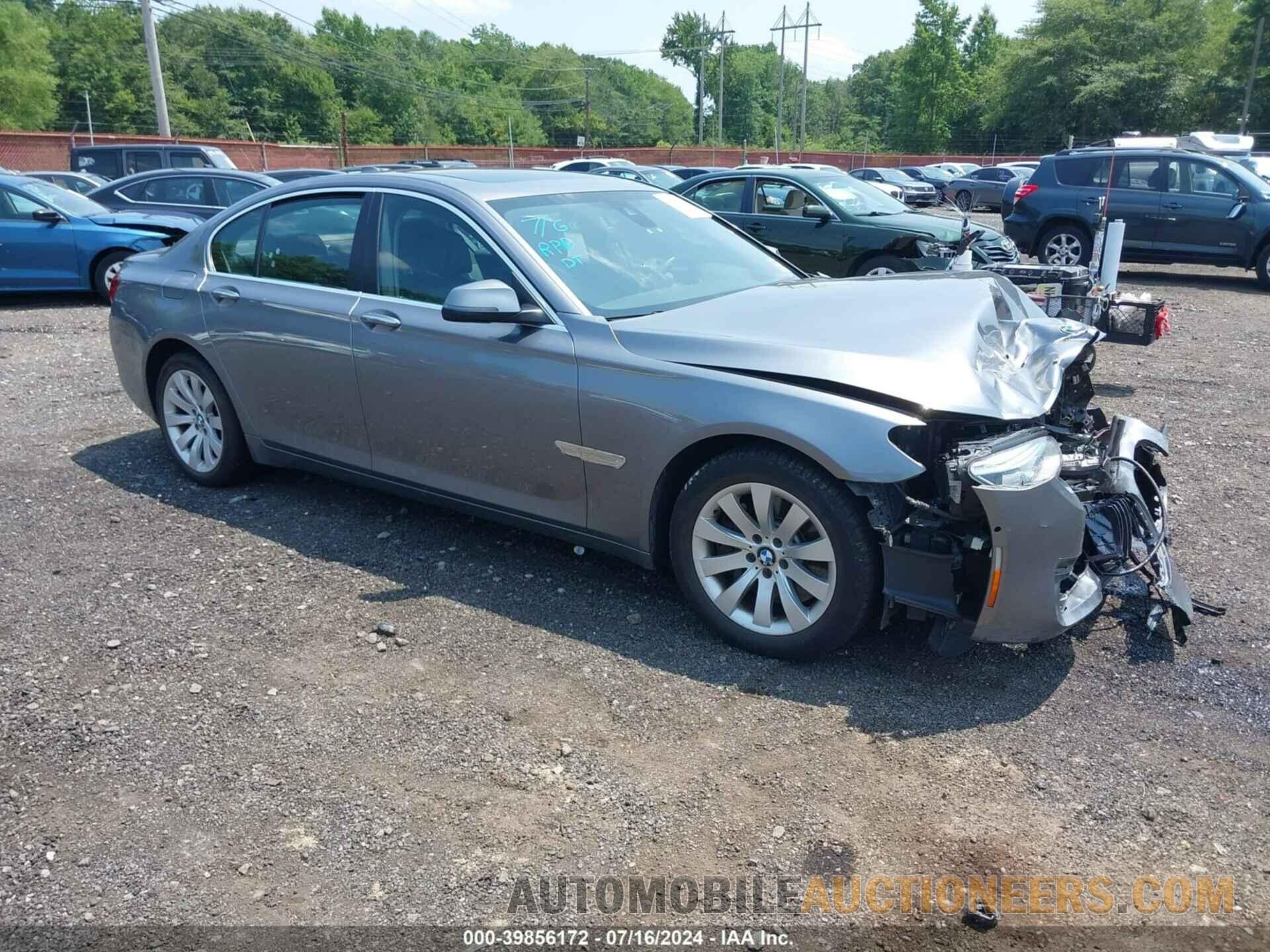 WBAYB6C59FD966031 BMW 750I 2015