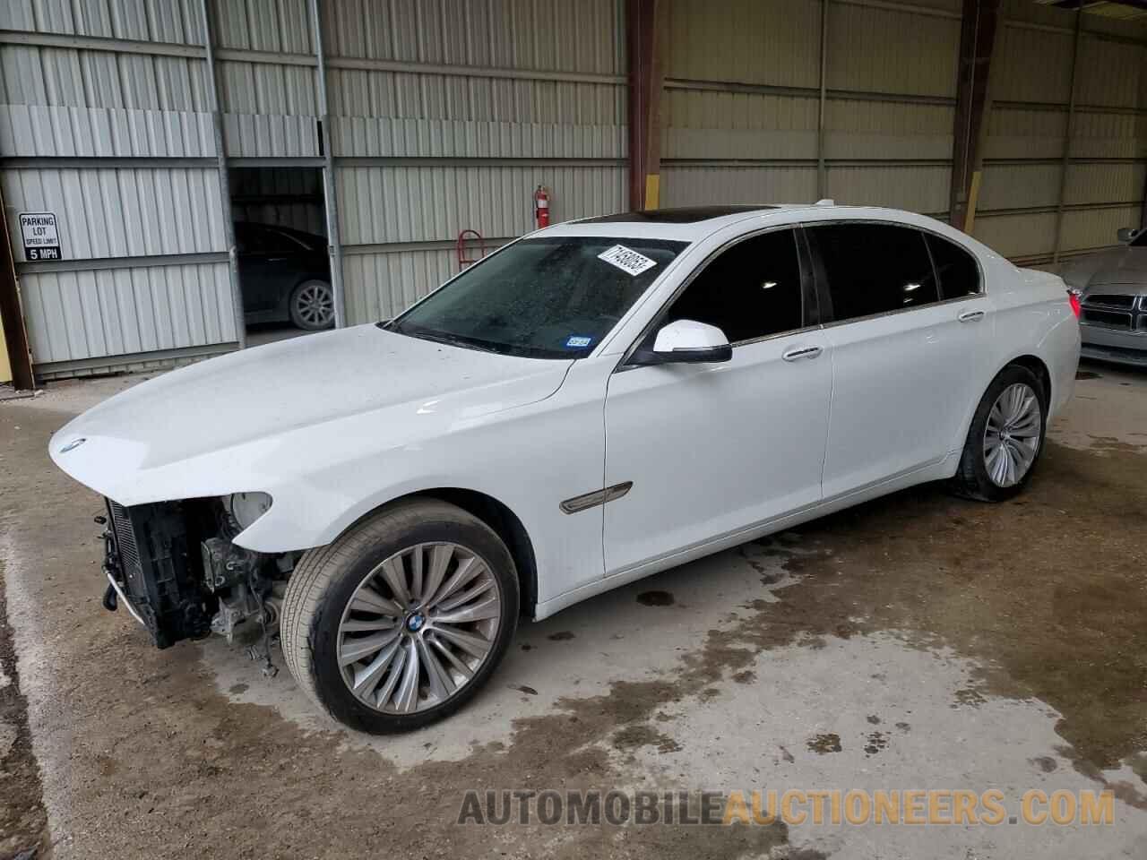 WBAYE4C55FD138957 BMW 7 SERIES 2015