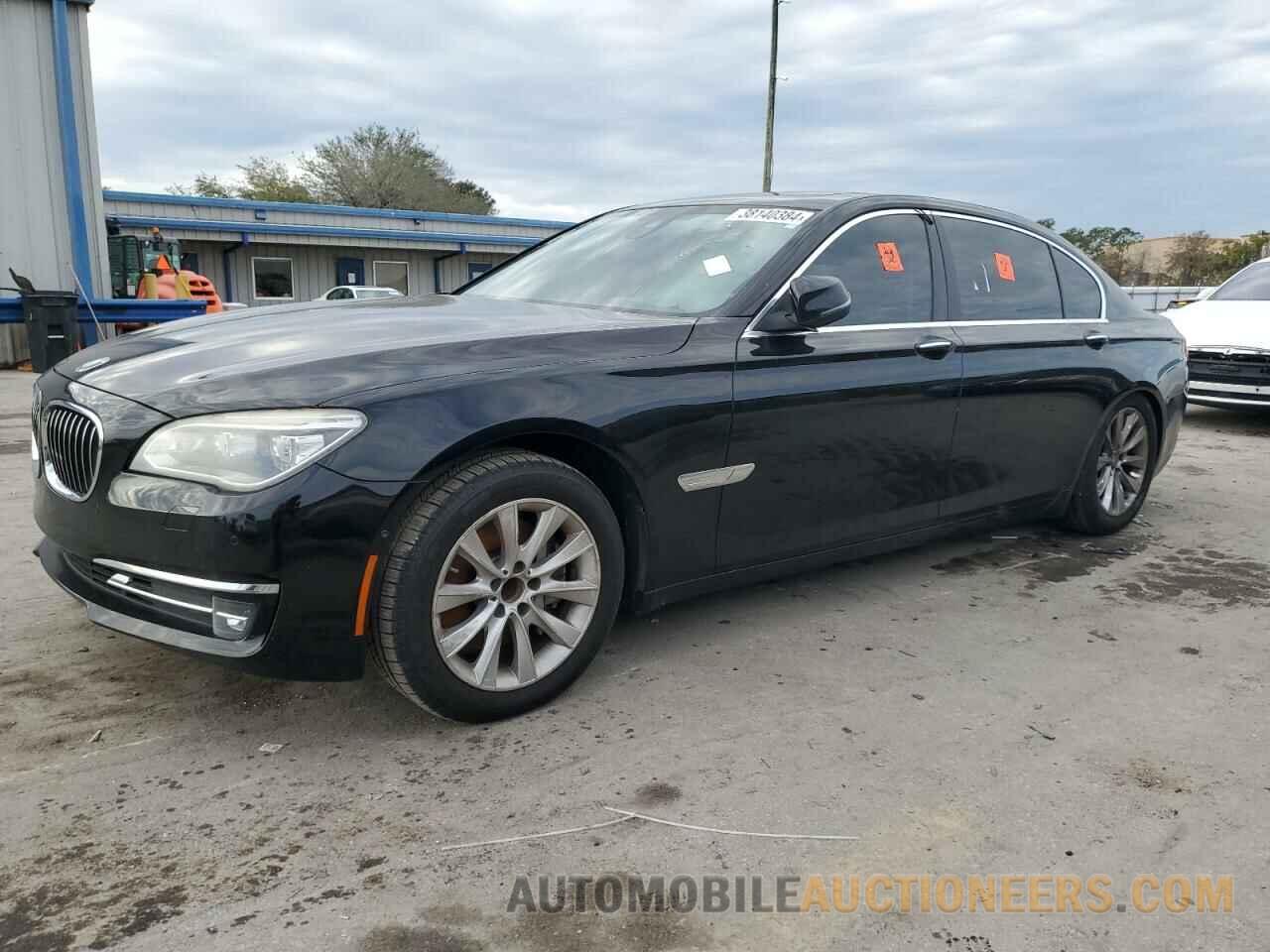 WBAYE4C55FD946919 BMW 7 SERIES 2015