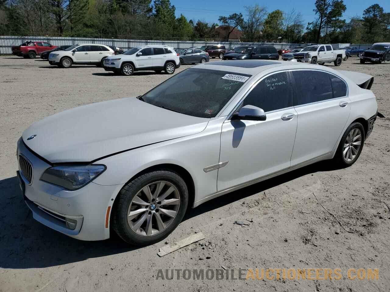 WBAYE4C56FD946976 BMW 7 SERIES 2015