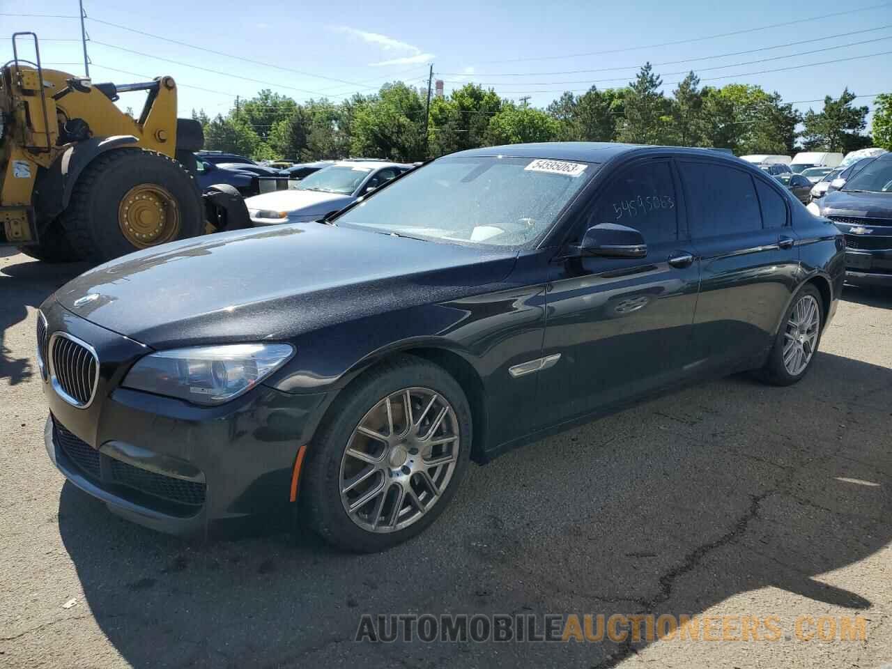 WBAYE4C57FD138832 BMW 7 SERIES 2015