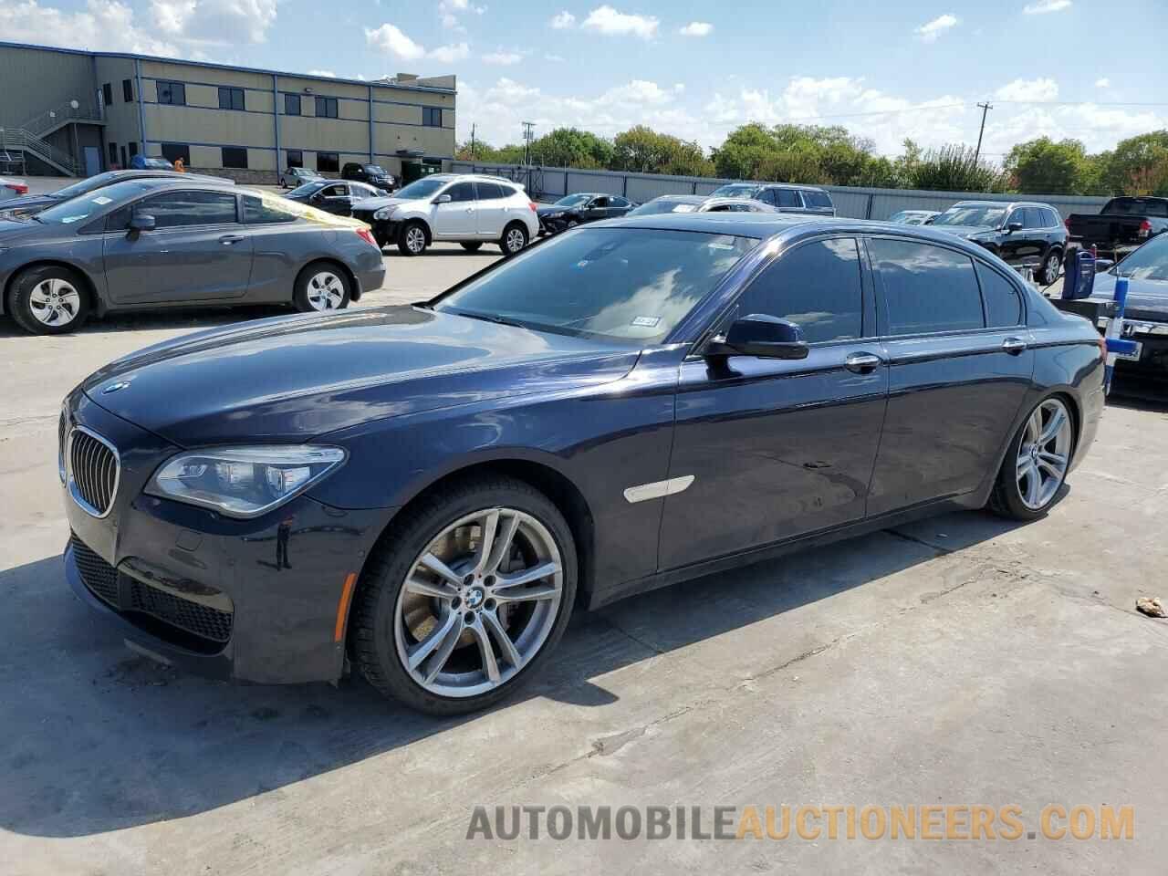 WBAYE8C51FD781605 BMW 7 SERIES 2015