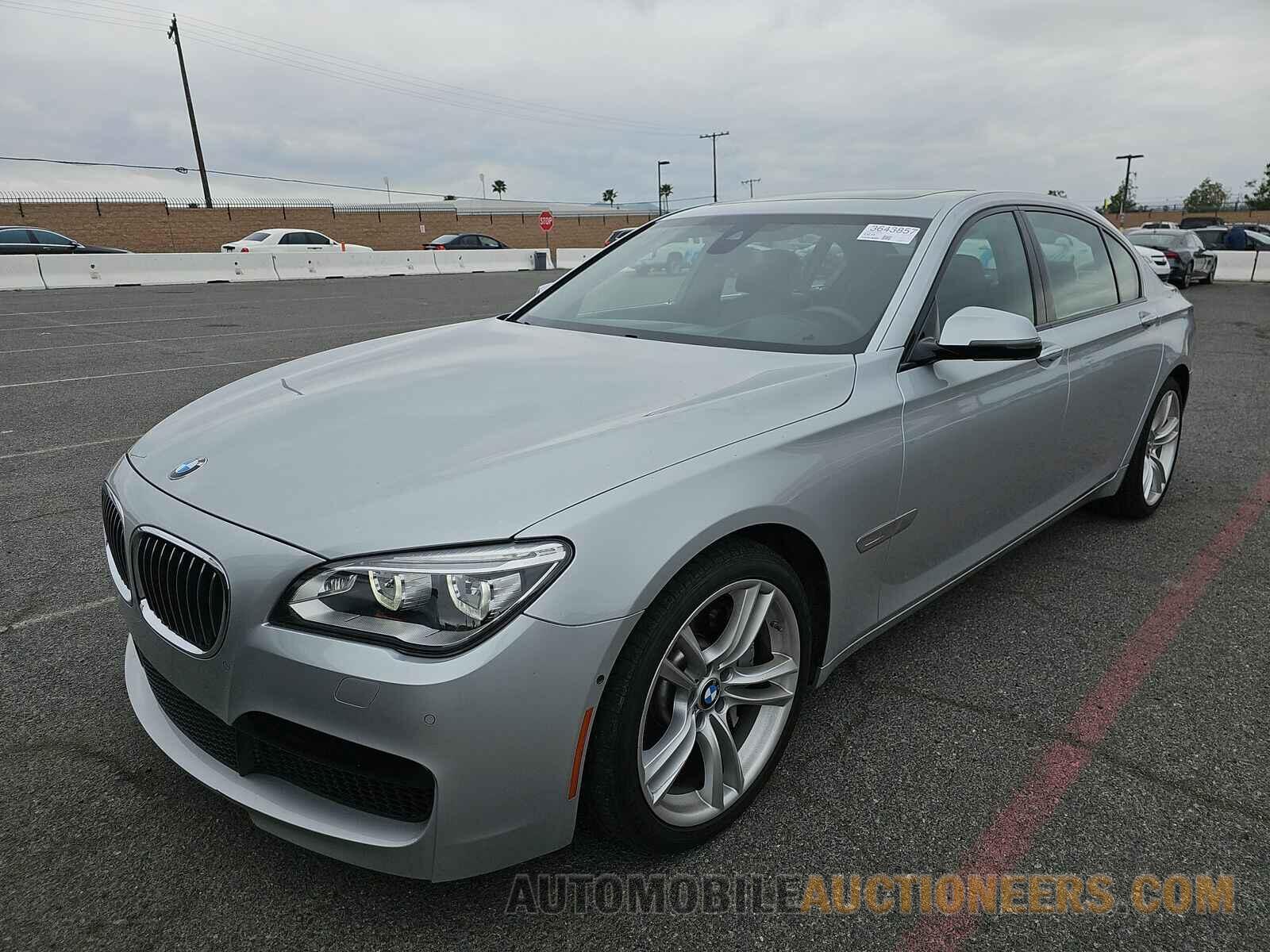 WBAYE8C53FD780892 BMW 7 Series 2015