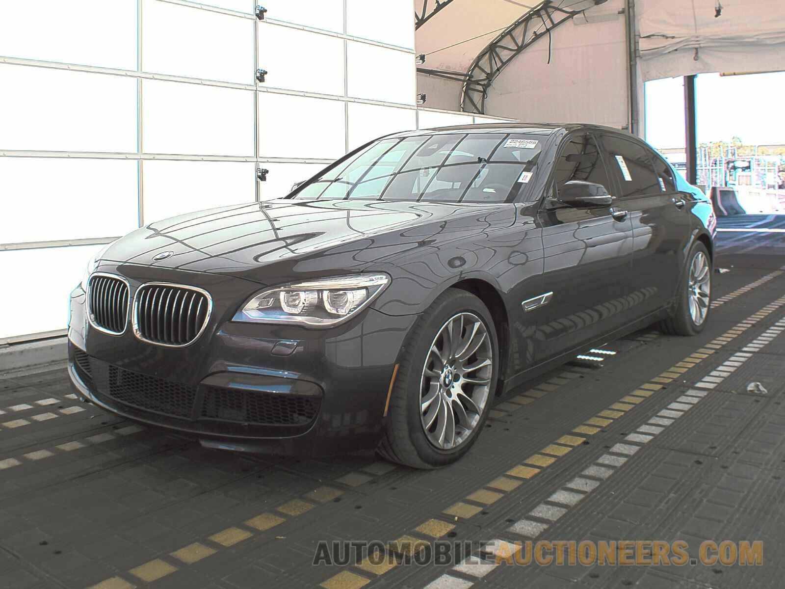 WBAYE8C55FD781882 BMW 7 Series 2015