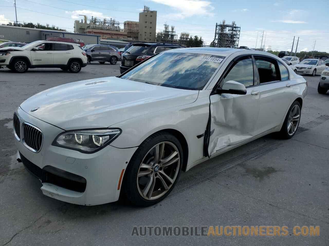 WBAYE8C56FD780739 BMW 7 SERIES 2015