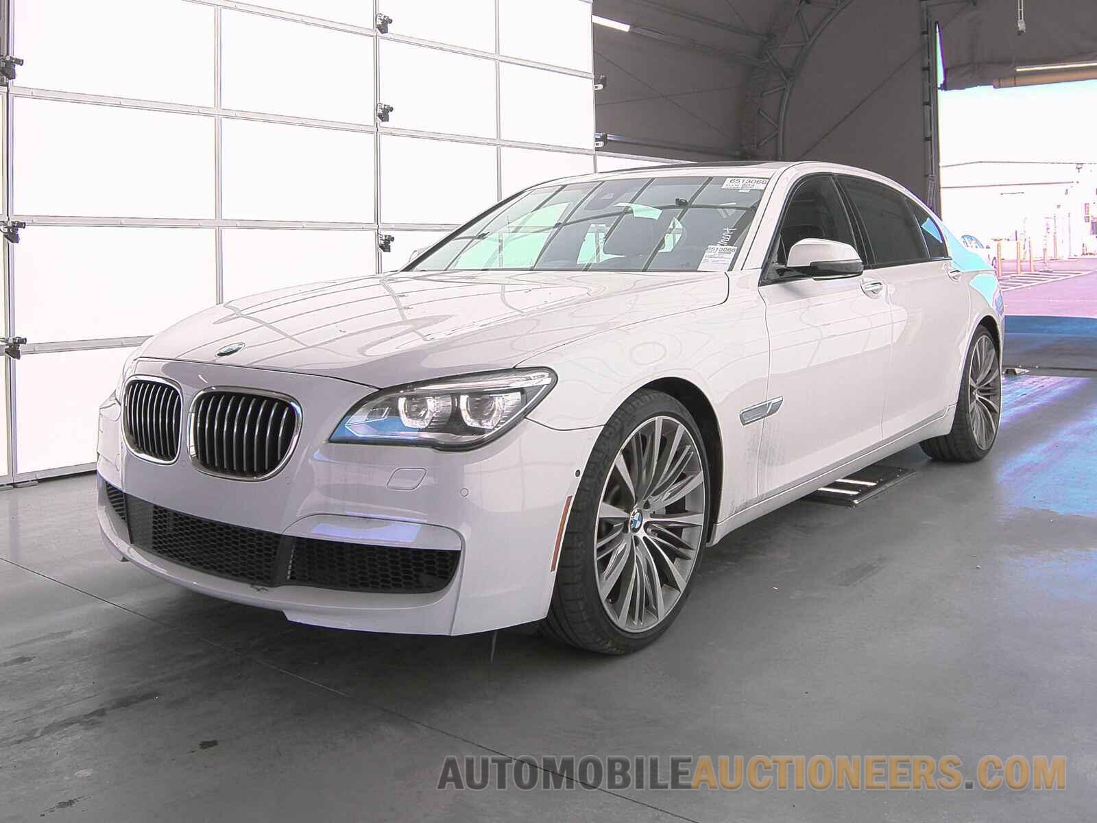 WBAYE8C56FD781812 BMW 7 Series 2015