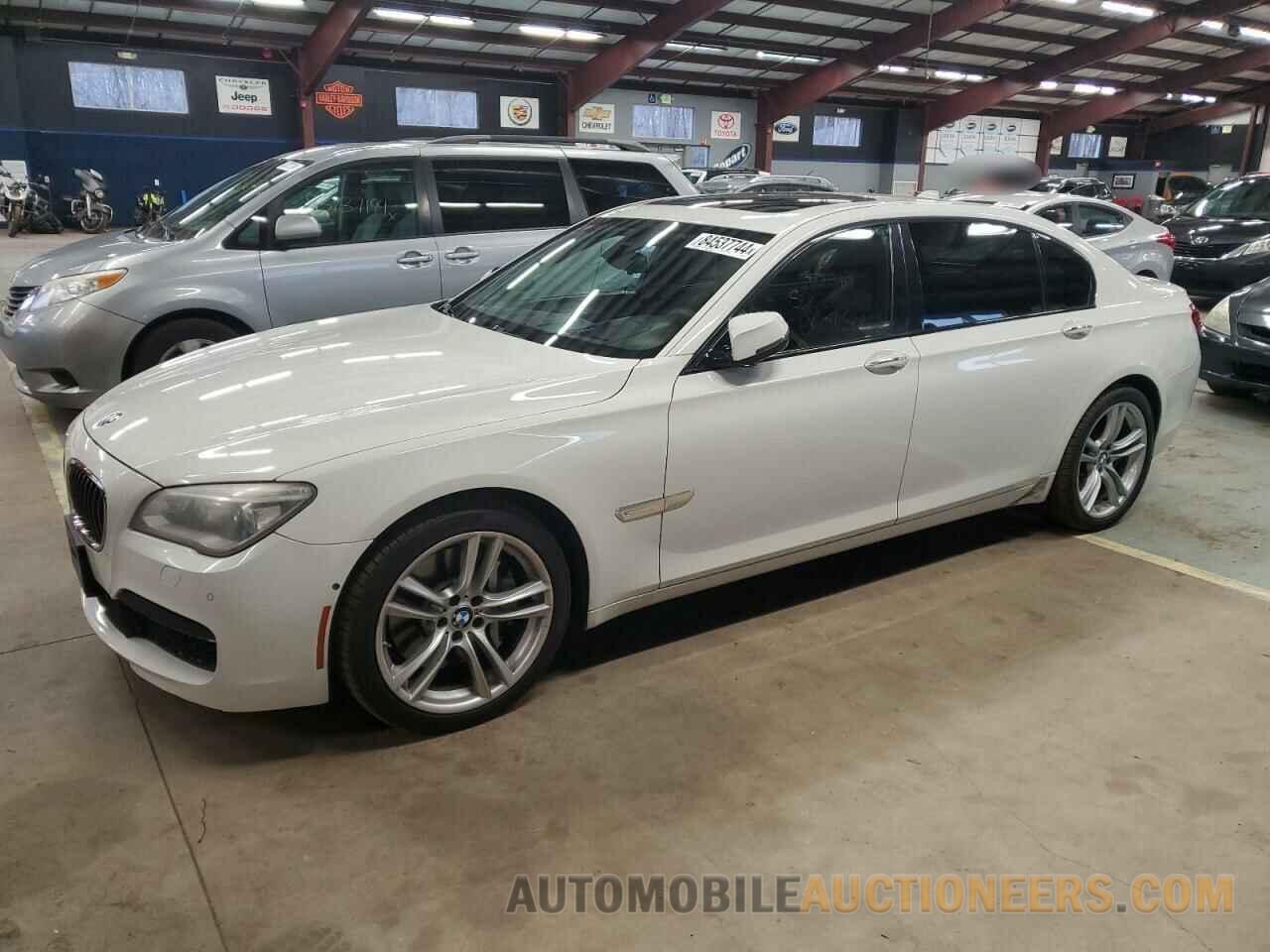 WBAYE8C59FD782291 BMW 7 SERIES 2015