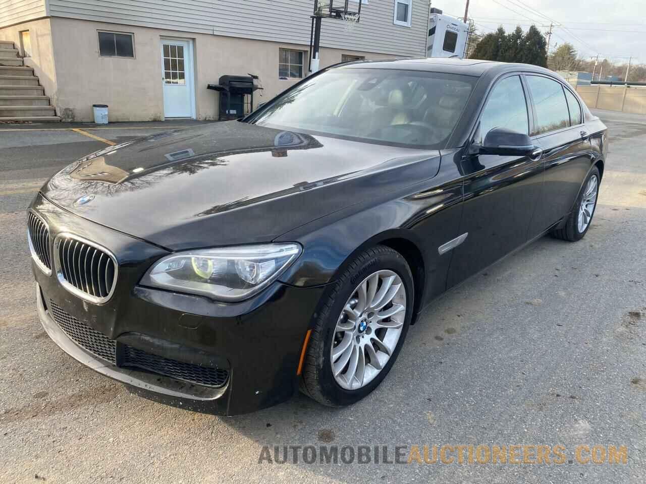 WBAYF8C50FD654566 BMW 7 SERIES 2015