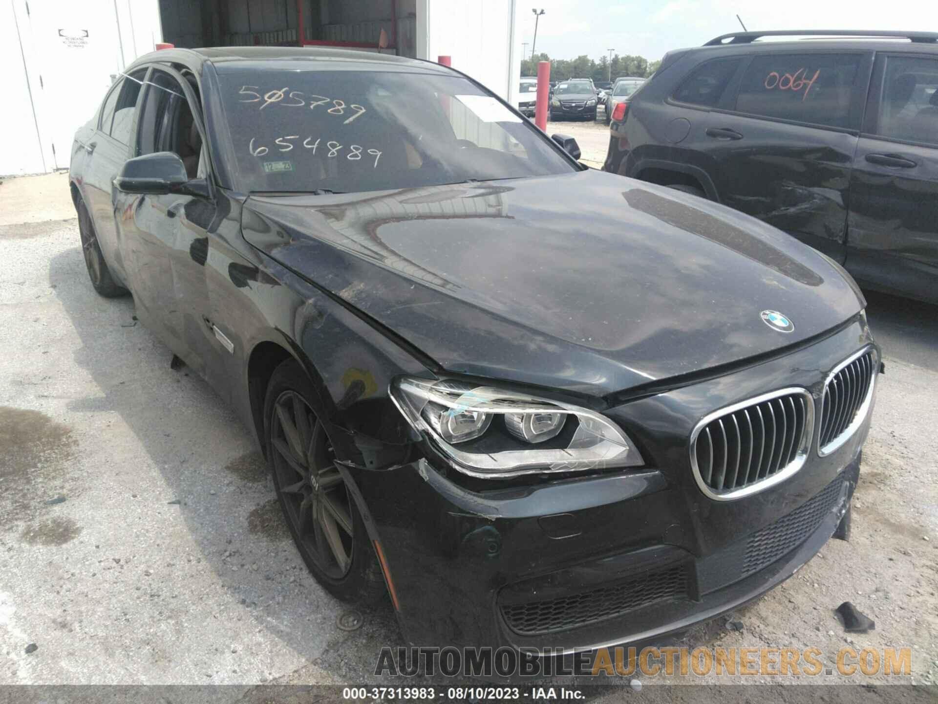 WBAYF8C52FD654889 BMW 7 SERIES 2015