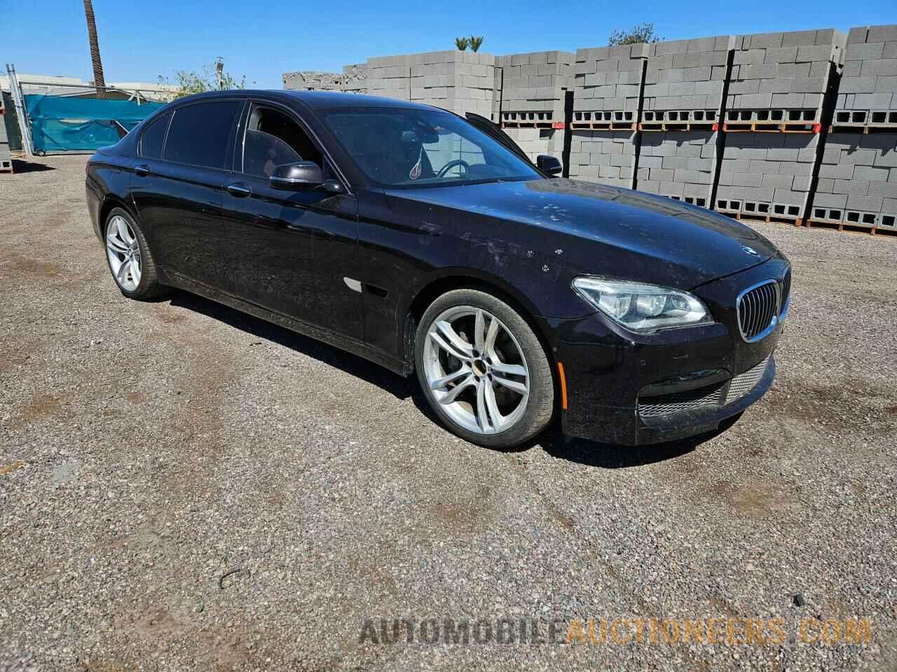 WBAYF8C53FD654593 BMW 7 SERIES 2015