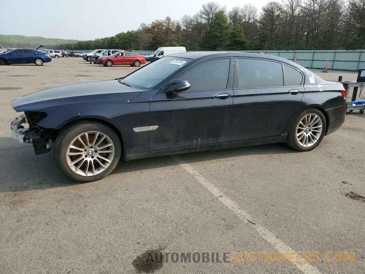 WBAYF8C56DD139715 BMW 7 SERIES 2013