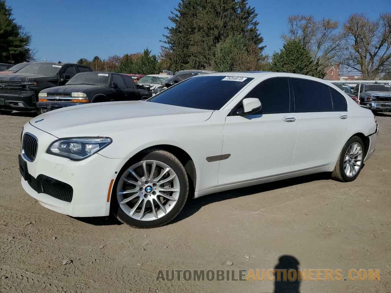 WBAYF8C57FD654631 BMW 7 SERIES 2015