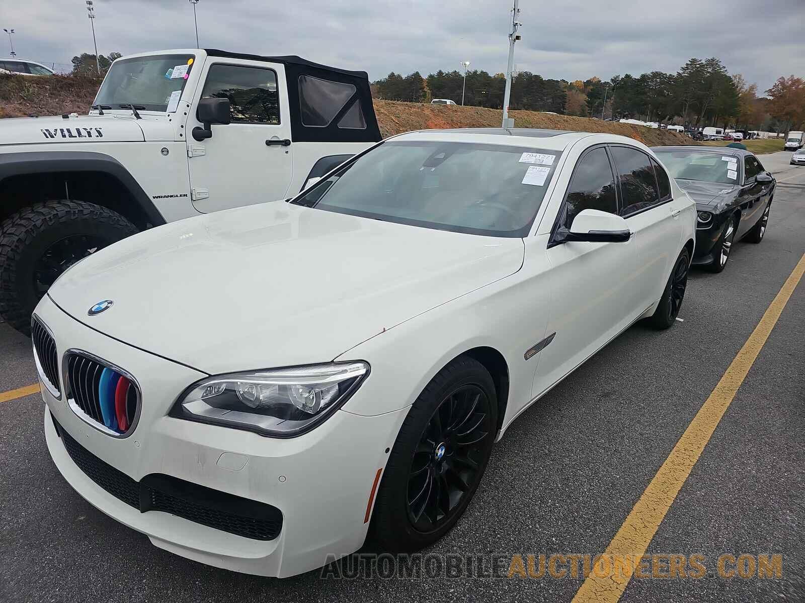 WBAYF8C57FD655004 BMW 7 Series 2015