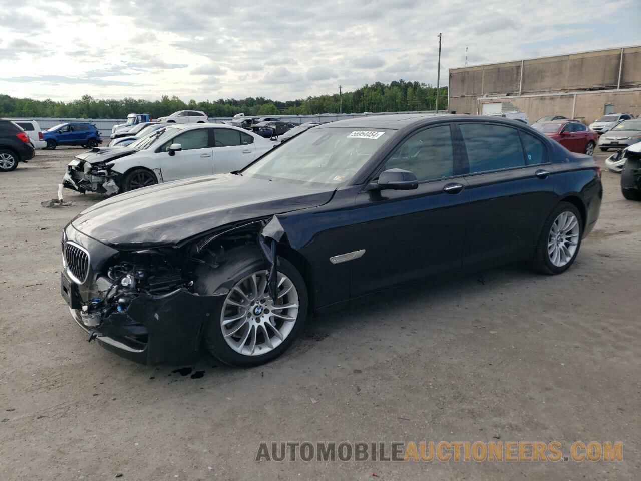 WBAYF8C58FD655125 BMW 7 SERIES 2015