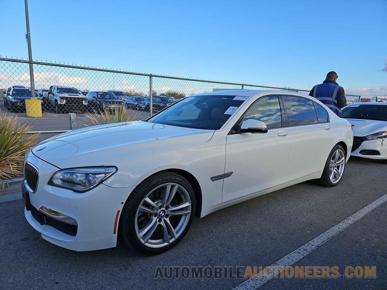 WBAYF8C59FD654193 BMW 7 Series 2015