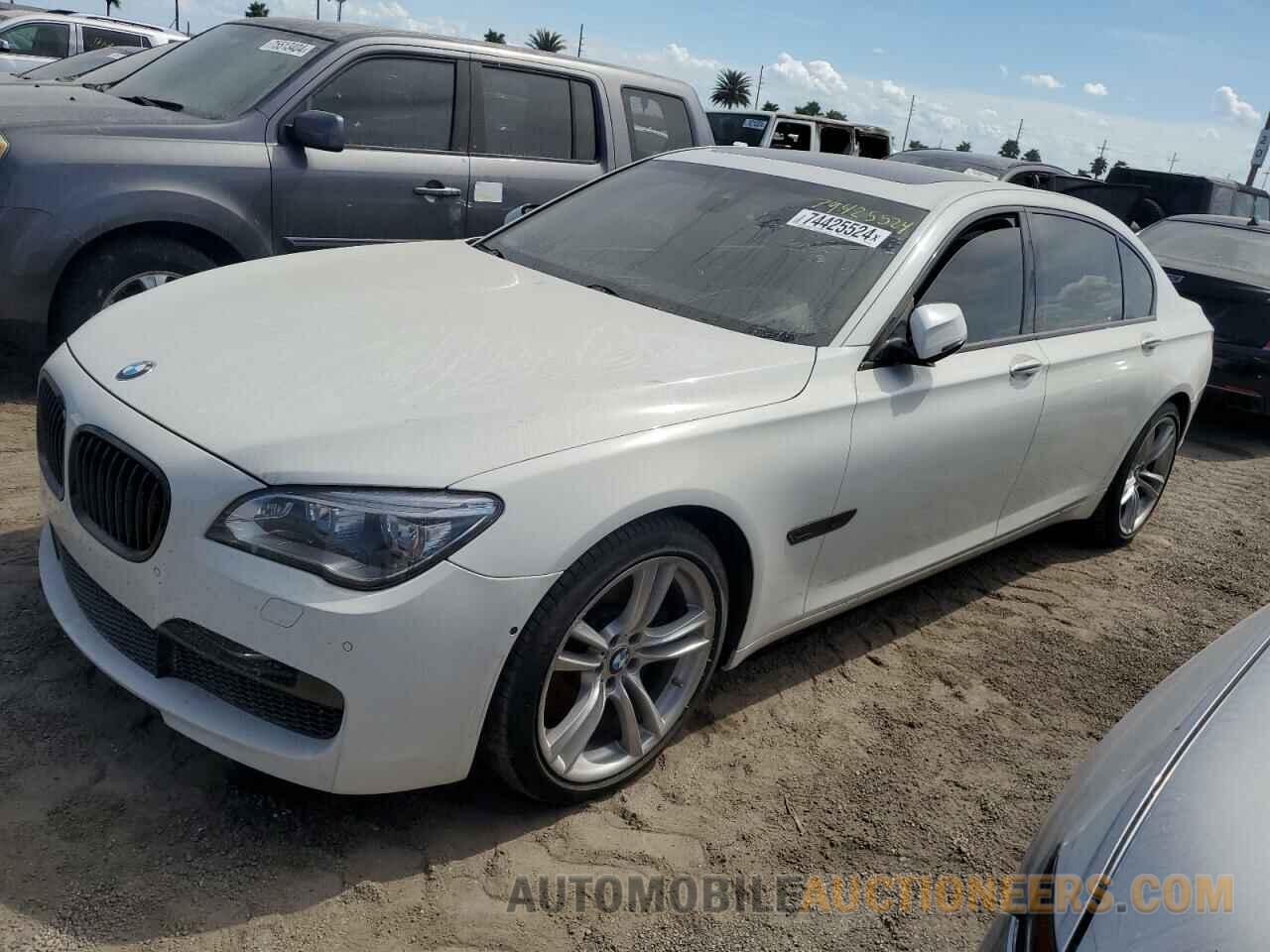 WBAYF8C5XFD654560 BMW 7 SERIES 2015