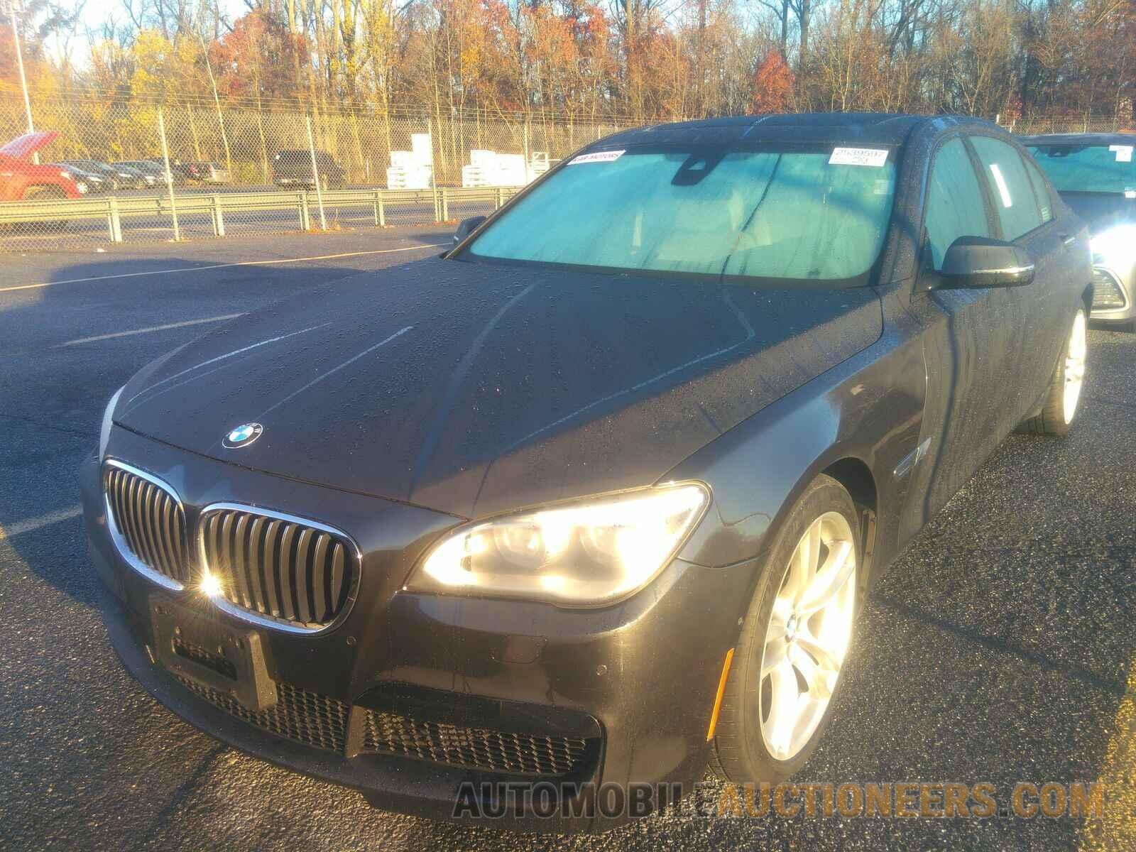 WBAYF8C5XFD655014 BMW 7 Series 2015