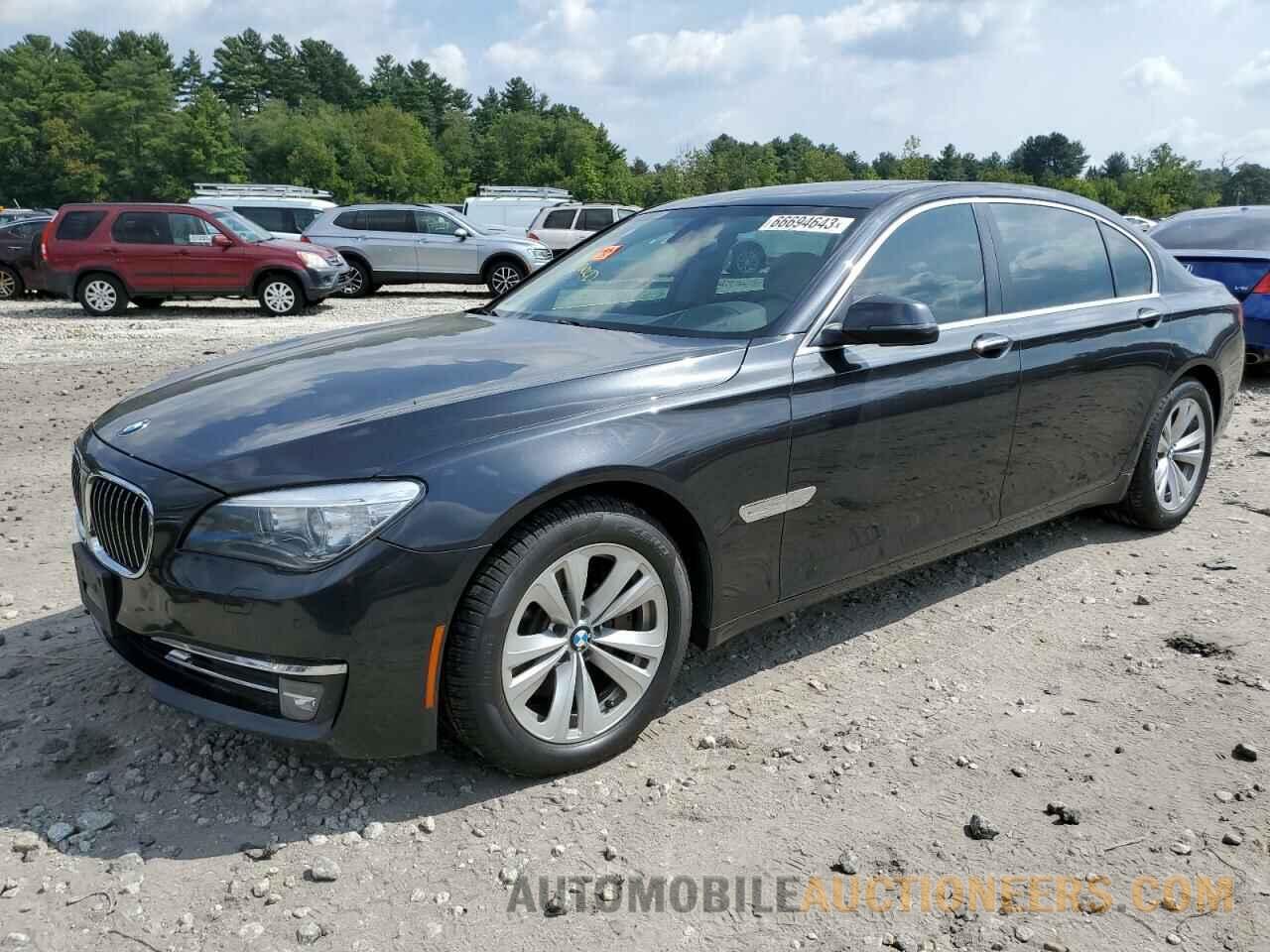 WBAYG6C58FD383905 BMW 7 SERIES 2015