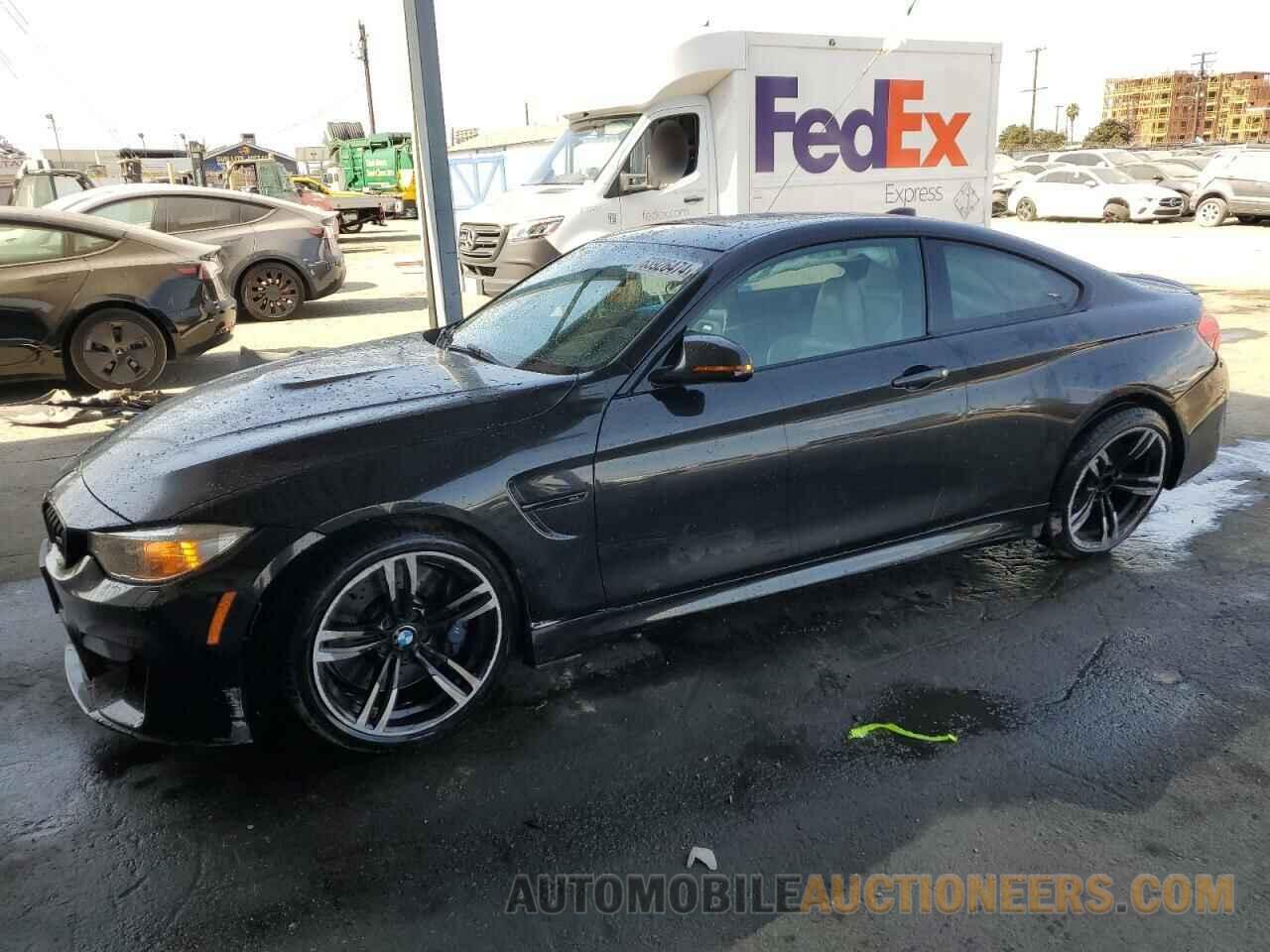 WBS3R9C51FK332565 BMW M4 2015