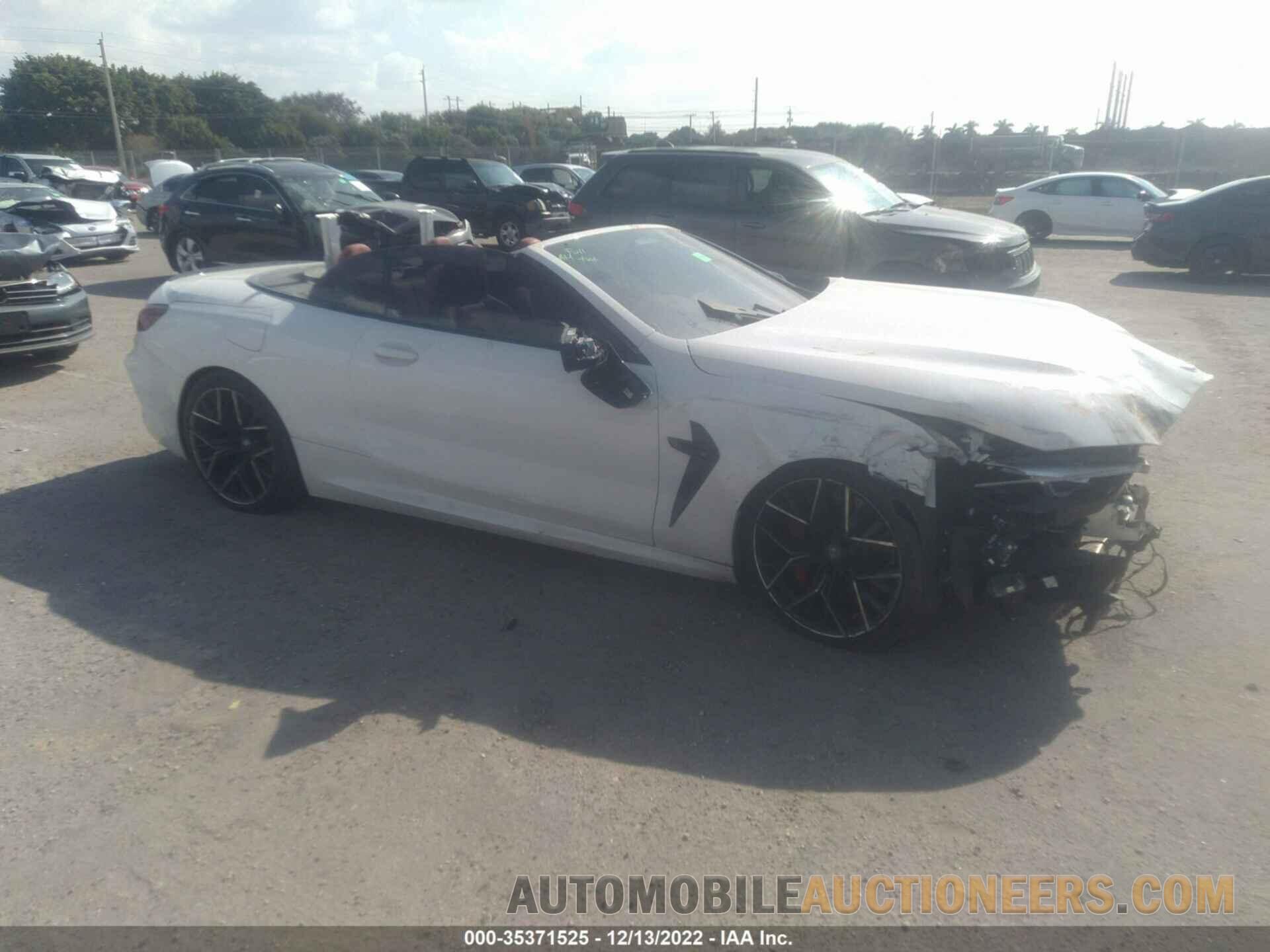 WBSDZ0C07NCH70233 BMW M8 2022