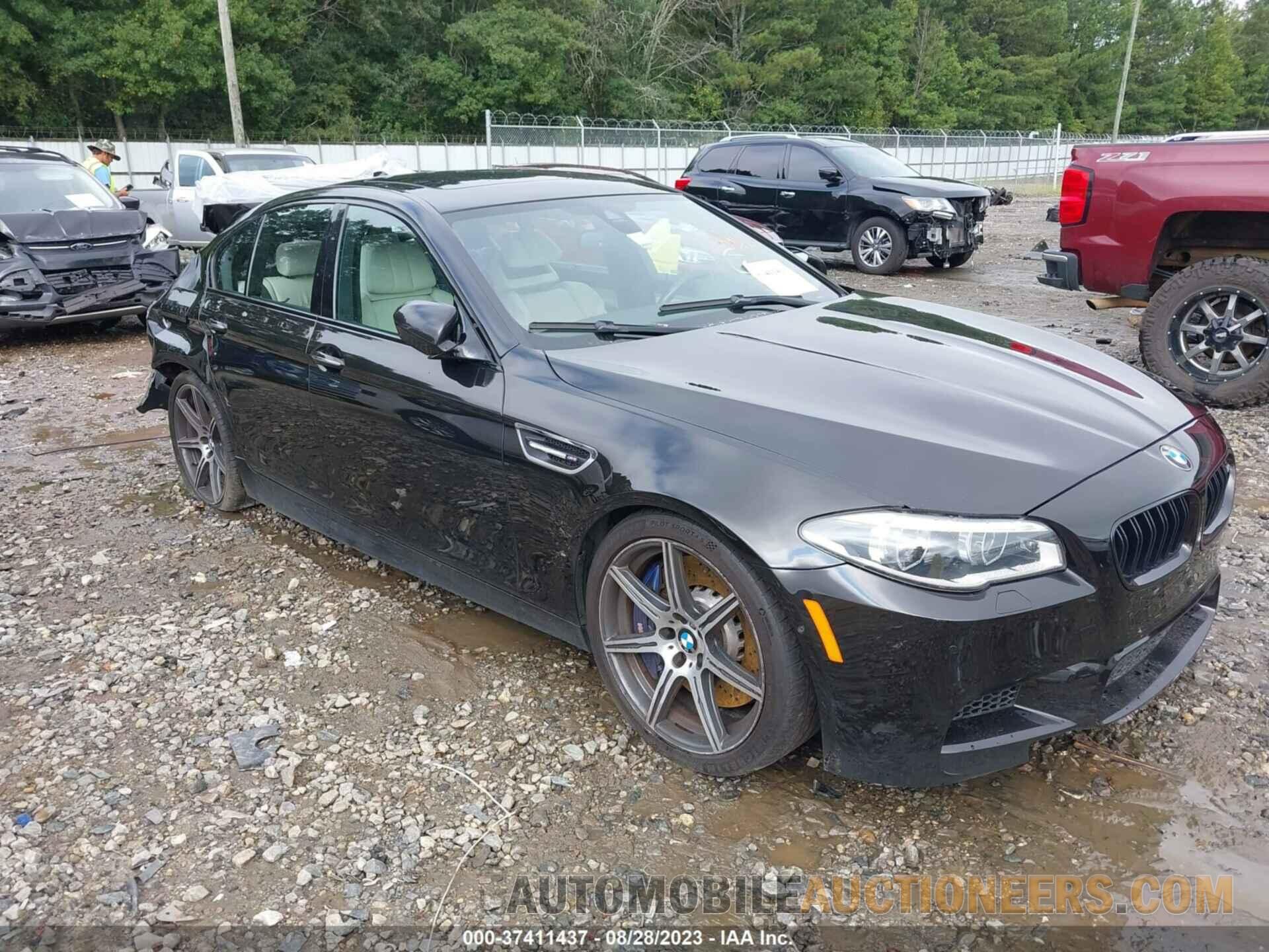 WBSFV9C50FD594557 BMW M5 2015