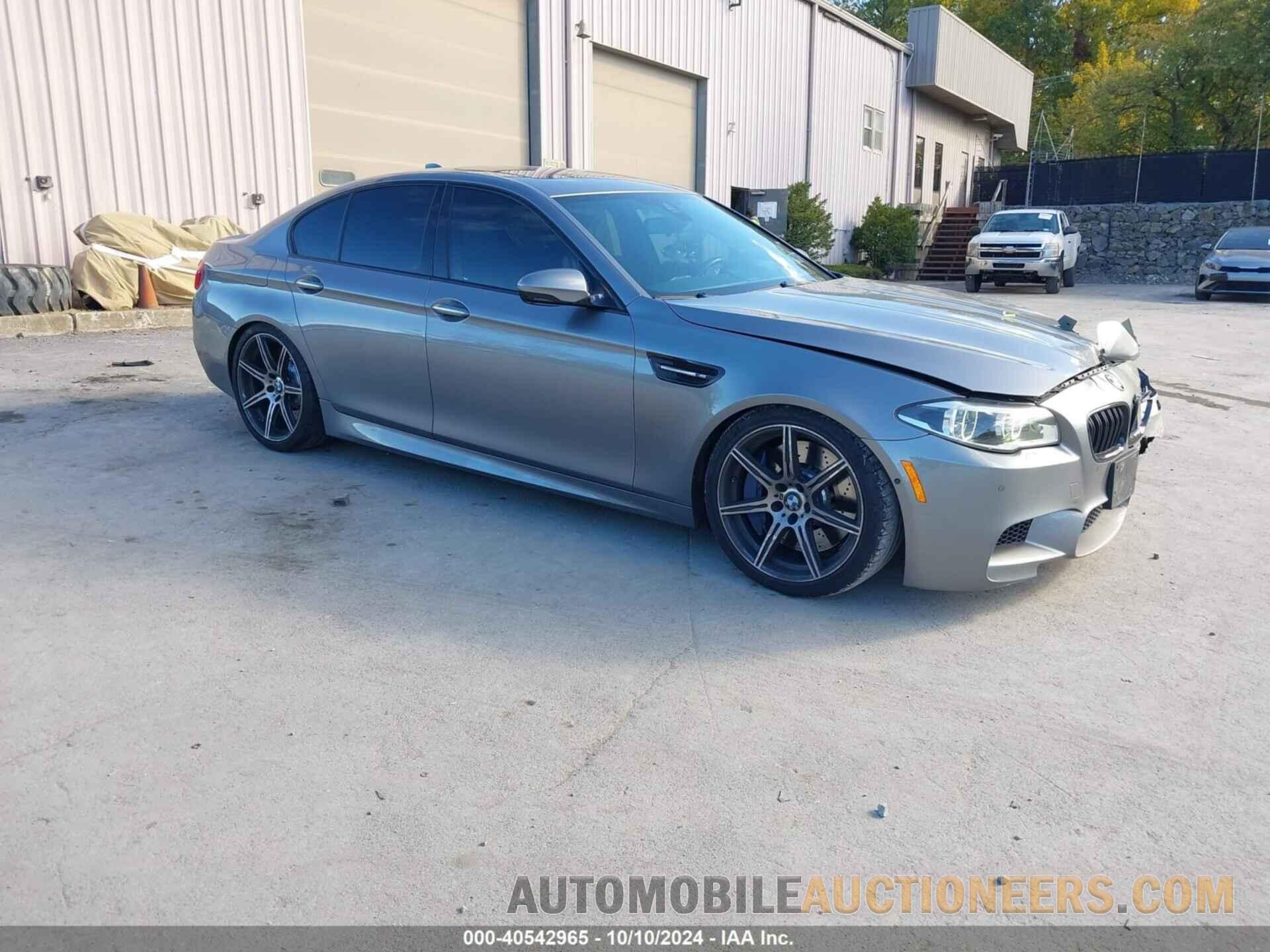 WBSFV9C51FD594244 BMW M5 2015