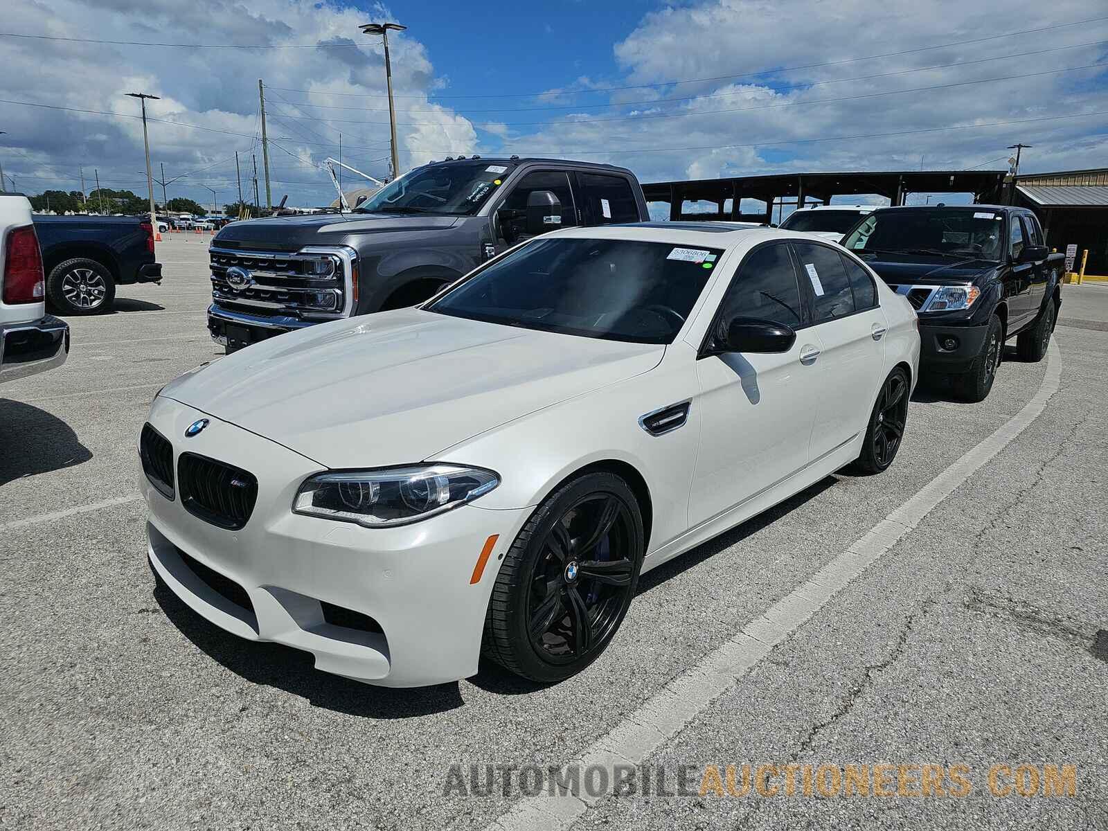 WBSFV9C53FD595198 BMW M5 2015