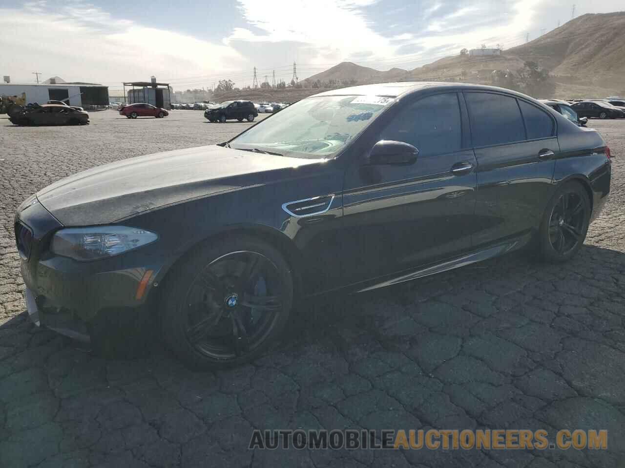 WBSFV9C54DC772568 BMW M5 2013