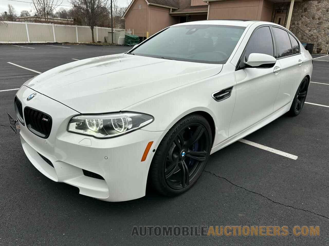 WBSFV9C54FD594710 BMW M5 2015