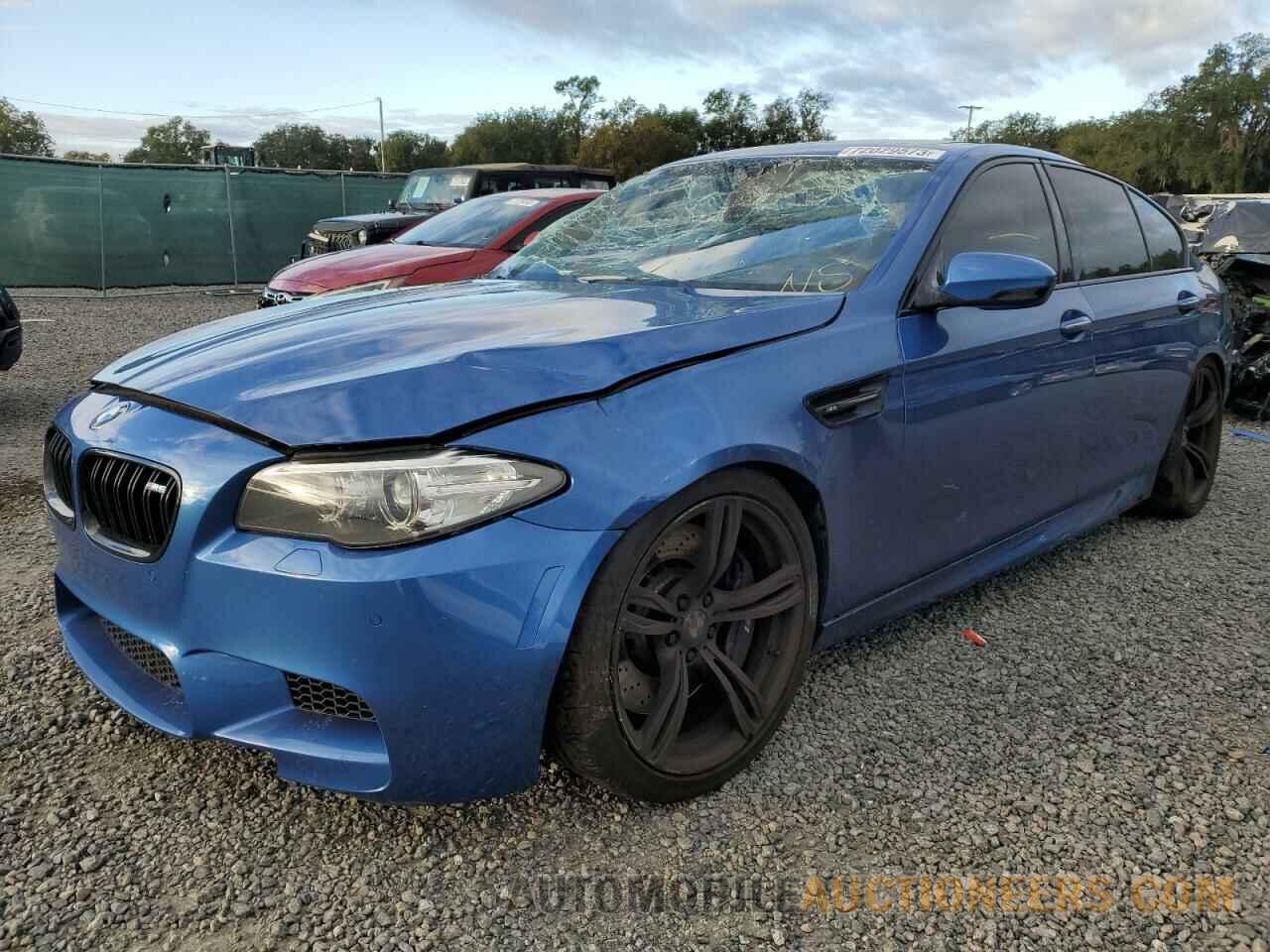 WBSFV9C54FD595212 BMW M5 2015