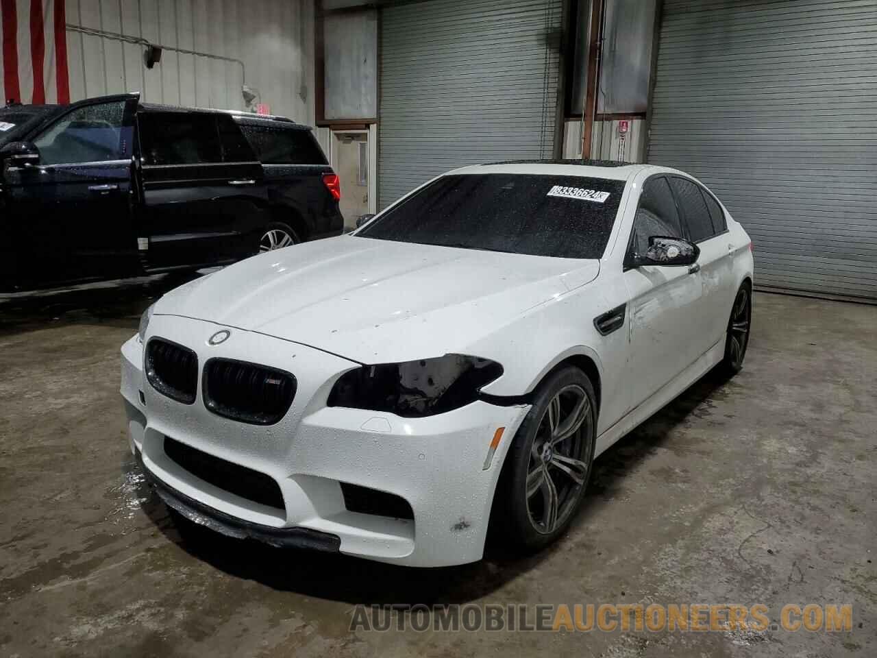 WBSFV9C55DD096125 BMW M5 2013