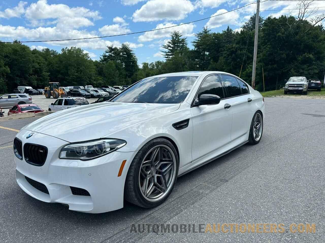 WBSFV9C55FD594246 BMW M5 2015