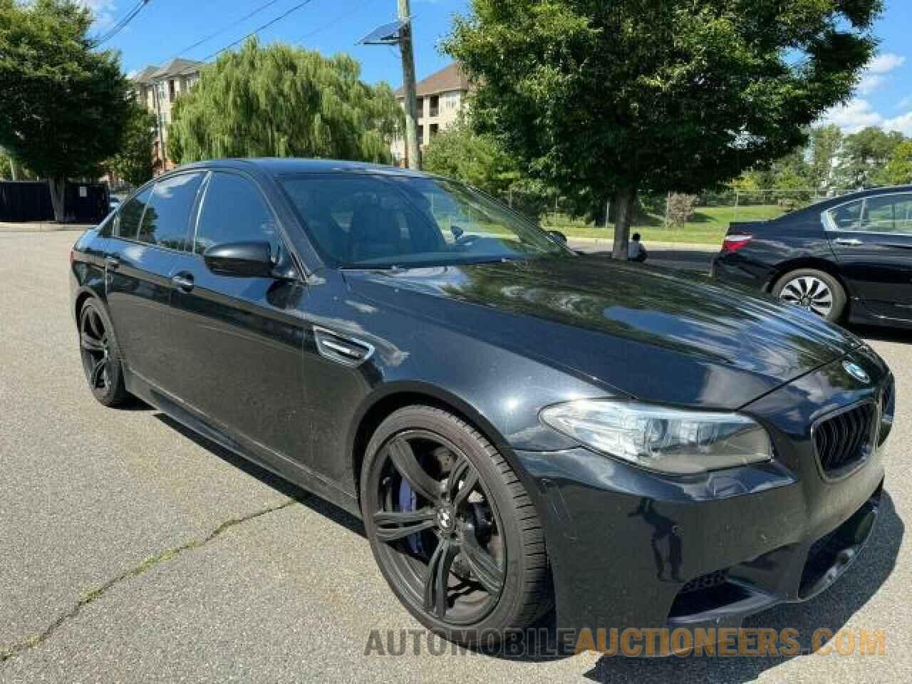 WBSFV9C56FD595096 BMW M5 2015