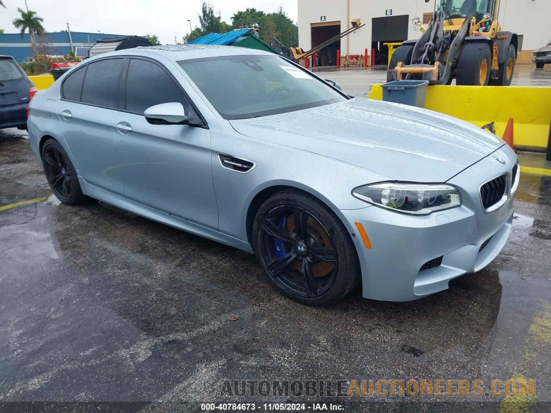 WBSFV9C57FD595236 BMW M5 2015