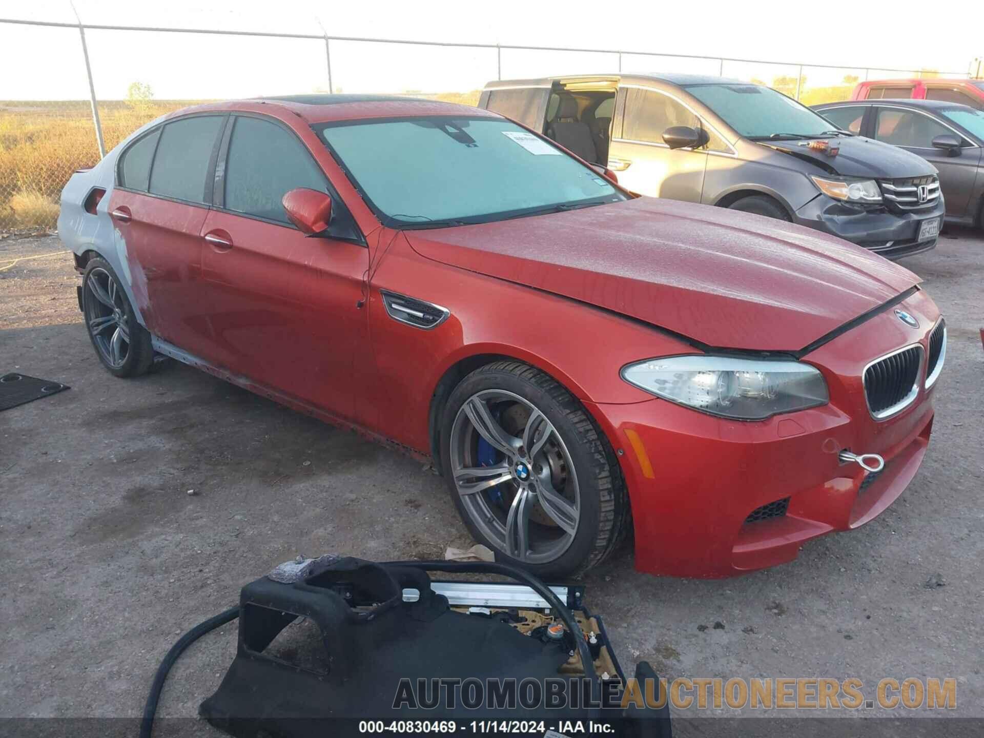 WBSFV9C58DD096300 BMW M5 2013